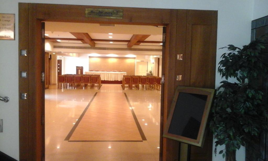 纳尼酒店 科兰 外观 照片