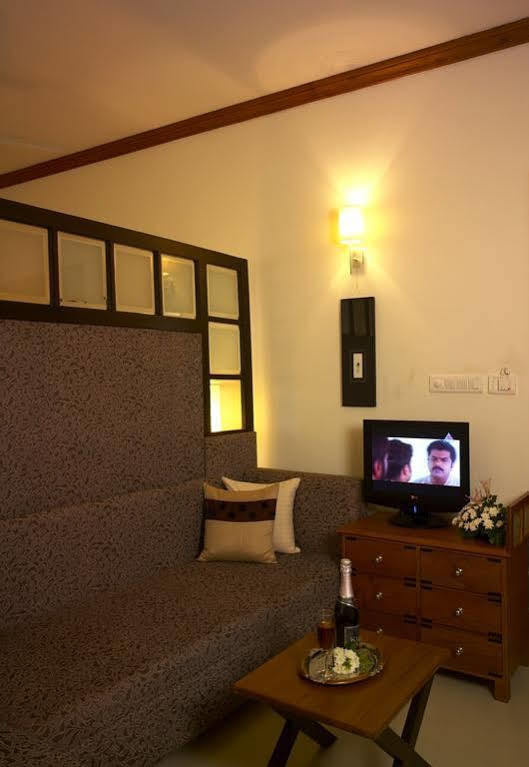 纳尼酒店 科兰 外观 照片